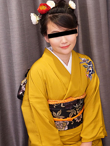 夏木なつ 晴着美女と生姦中出し姫始め！