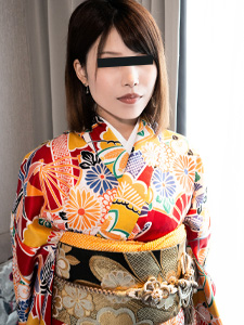 振袖の下はＧカップの爆乳だった