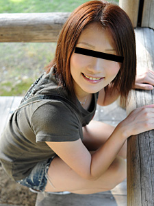 おんなのこのしくみ　〜人気素人えみりちゃんを観察〜