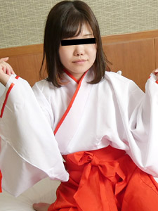 倉科里衣 現役巫女さんなのに処女じゃなかったので罰として中出ししてやりました