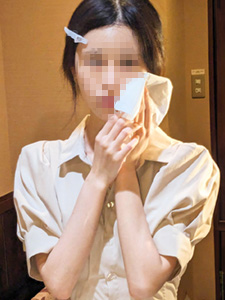 川口あかり すっぴん素人 〜素顔のままでも綺麗な極細スレンダー娘〜