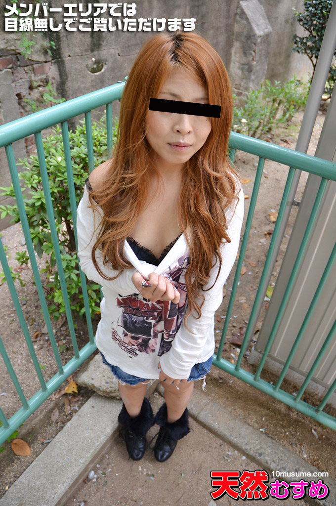 通報覚悟の街中露出 ~キャバ嬢と露出撮影ホテルで生ハメ`~