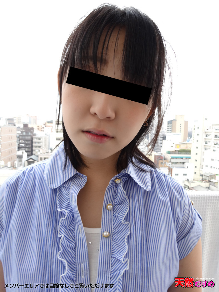 Hカップの潮吹き娘ビルの屋上でおもらし