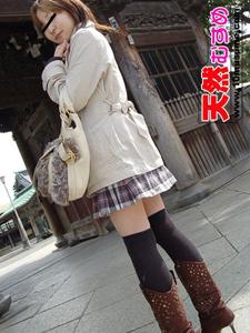 ロリむすめ、河原で高速フェラ！