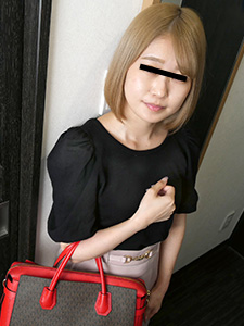 渋谷芽以 素人ＡＶ面接 〜緊張している素人娘にオマンコ丸見えのランジェリー下着を着させてハメまくりました〜