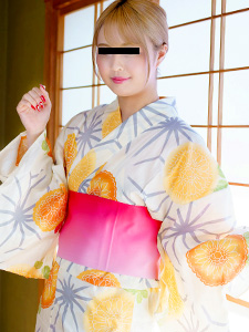 樫乃りな おじさんに調教されまくる浴衣乱れる温泉デート