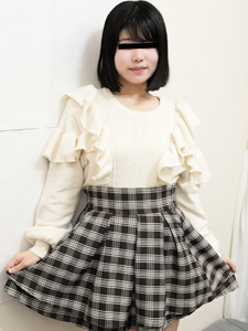 素人ＡＶ面接 ~ロリ娘にセクシーランジェリーを着せて生中ハメ~