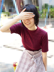 水無月涙 奇跡のド変態娘を発見