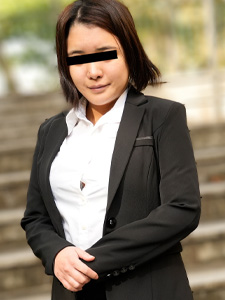 むっちりリクルートスーツの巨乳娘と中出し面接！