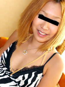 パイパンマンコに汁ダクもう一丁！