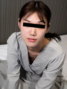 すっぴん素人 ~すっぴんに自信ありな初心系スレンダー美微乳娘~