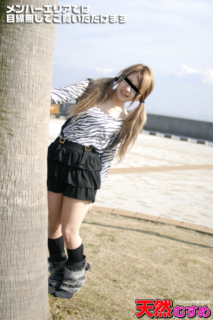  めがね素人～可愛いすぎてメガネに発射しちゃいました～