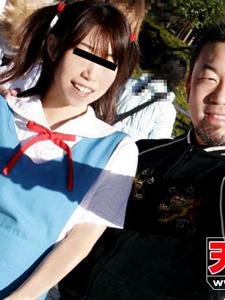 オタクの聖地で萌えメイドをナンパ中出し！パート１